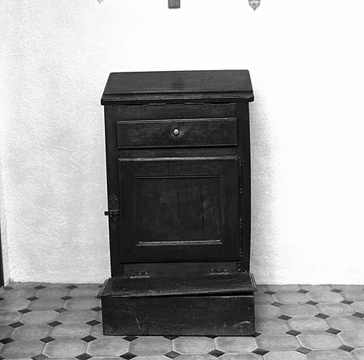 prie-Dieu, armoire (prie-dieu domestique)