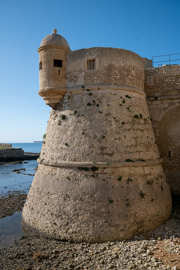 Détail de l'orillon du demi-bastion de droite et de sa guérite d'angle d'épaule