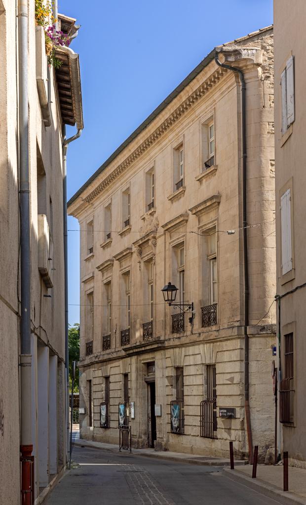 Hôtel Donadei de Campredon puis pensionnat des sœurs de Saint-Charles, actuellement lieu d'exposition Campredon art & image.