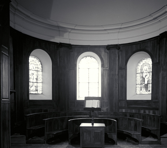 ensemble du mobilier du choeur (stalles, lambris de revêtement, lutrin à armoire)