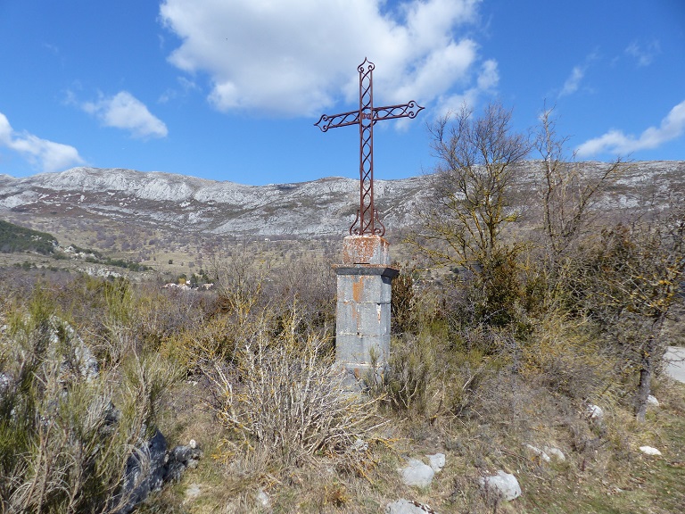 Croix de chemin : croix de mission