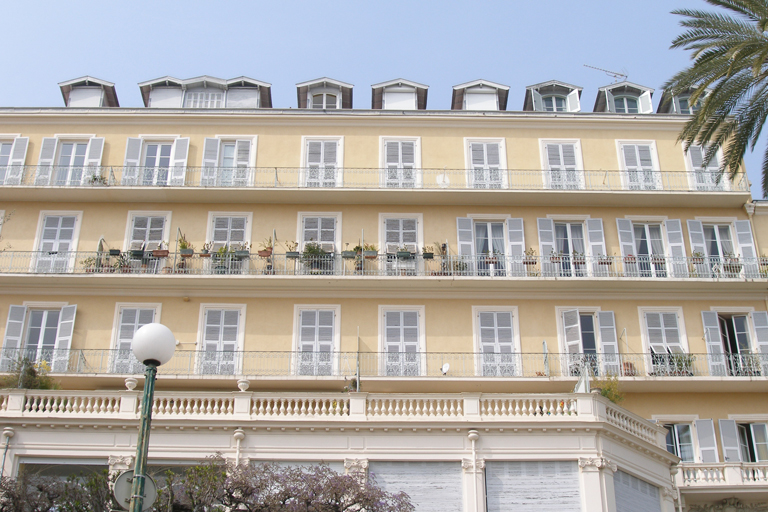 Hôtel de voyageurs Bellevue, actuellement immeuble dit Le Bellevue