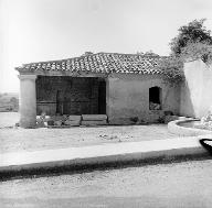 fontaine-lavoir, monument aux morts