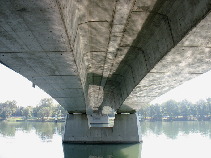 viaduc routier dit pont de l'Europe