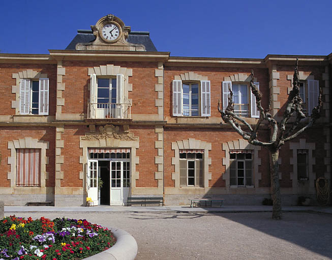 écuries de la maison dite Château San Salvadour