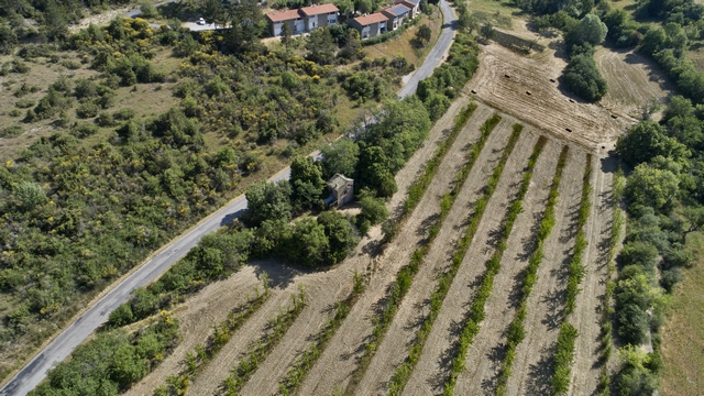 Vue aérienne de situation prise du sud-ouest.