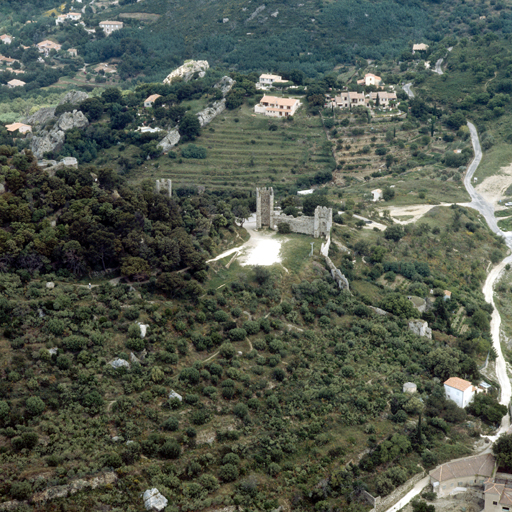 fortification d'agglomération de la ville haute