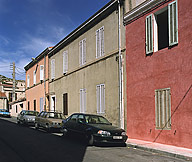 Vue générale de la façade sur rue.