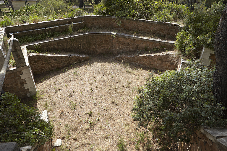 Front de tête : intérieur du cavalier d'infanterie du bastionnet central 4, vu en plongée depuis la gorge.