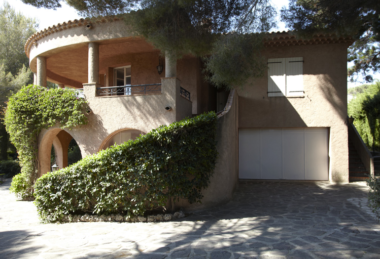 Maison de villégiature (villa balnéaire) dite Lou Roustidou