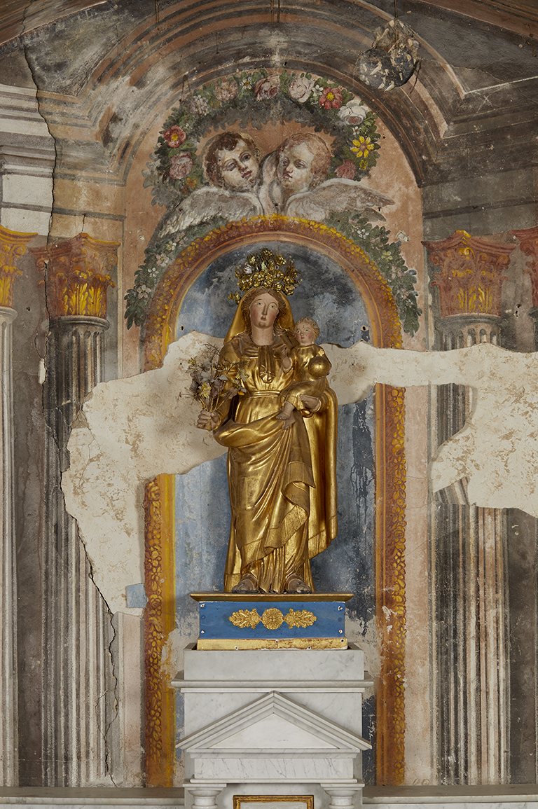 Statue (statuette) : Vierge à l'enfant, bouquet et couronne de statue