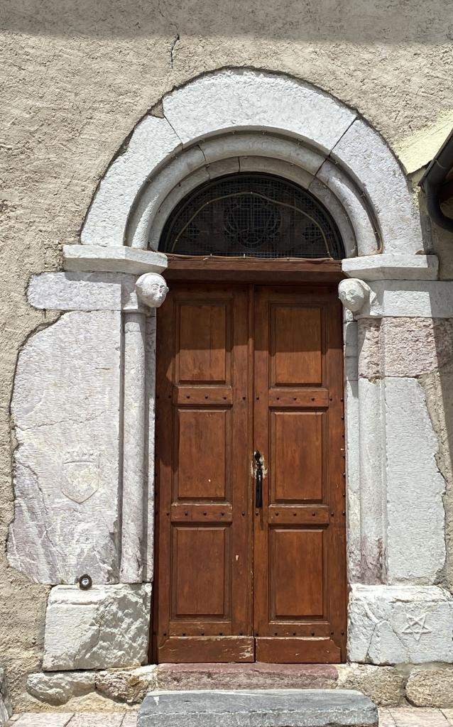 Portail sud.