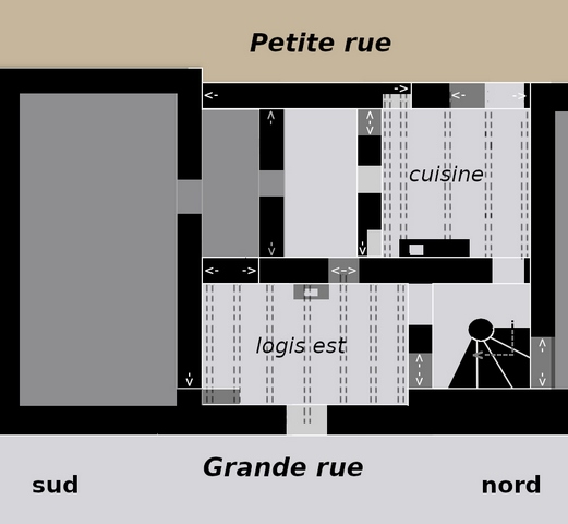 Plan schématique du bâtiment (partie non grisée) : rez-de-chaussée surélevé.