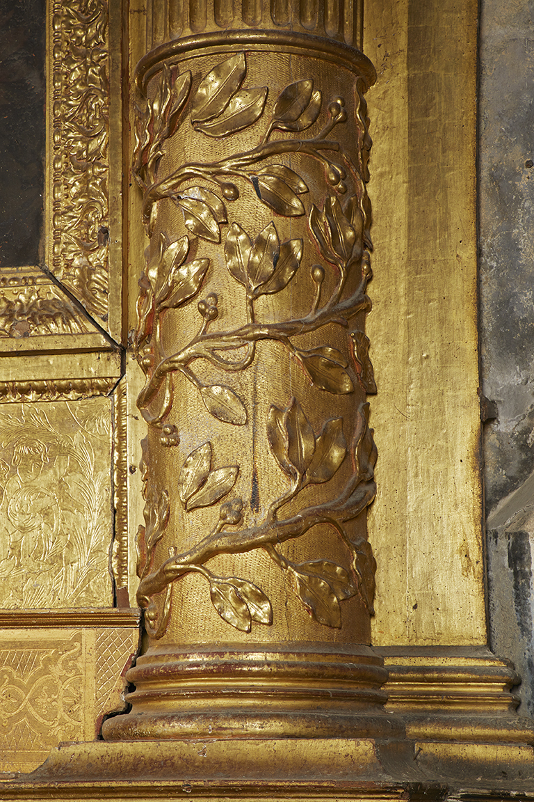 Ensemble du maître-autel : degré d'autel, autel, tabernacle, gradins d'autel, retable, tableau d'autel