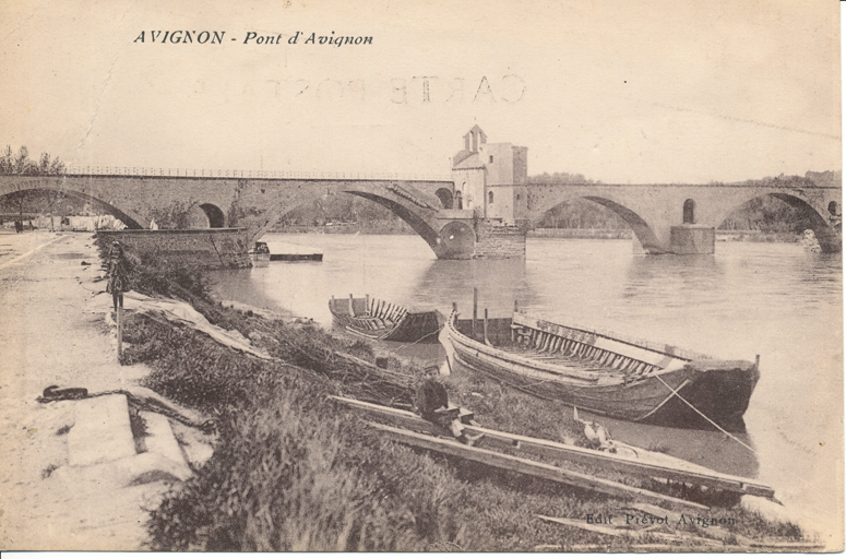 pont Saint-Bénezet ou pont d'Avignon, ses chapelles Saint-Bénezet et Saint-Nicolas et ses tours d'entrée dites Châtelet et tour Philippe-le-Bel