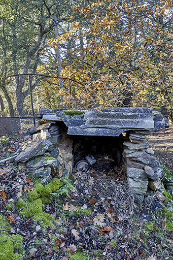 Hameau de forestage de Harkis de Collobrières dit hameau de la Chapelle