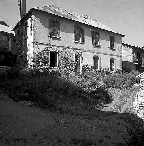 Ecole