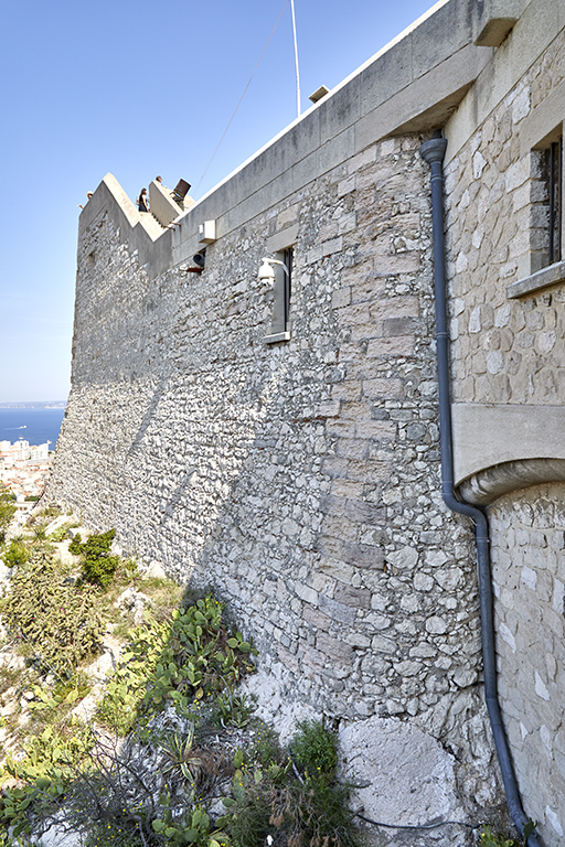 Détail de la face gauche du bastion Ouest et de son orillon.