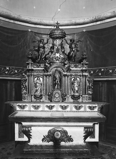 Autel (autel tombeau, autel confession) et gradin d'autel du maître-autel