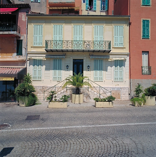 hôtel de voyageurs dit La Maison Dorée