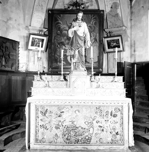 ensemble du maître-autel (autel, 3 gradins d'autel, tabernacle)