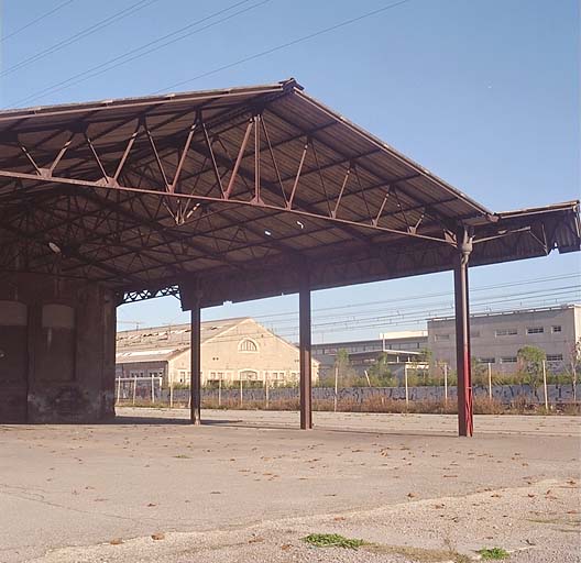 usine de matériel ferroviaire dite ateliers Sncf, actuellement établissement de bienfaisance, centre culturel, centre de formation