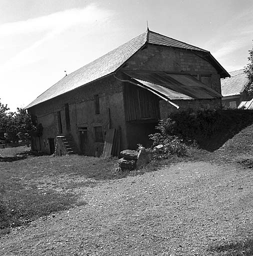 Demeures, fermes