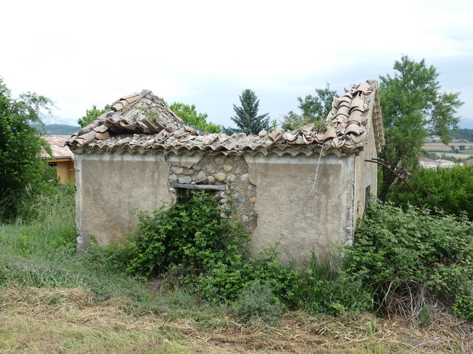 entrepôts agricoles de la commune Val Buëch-Méouge