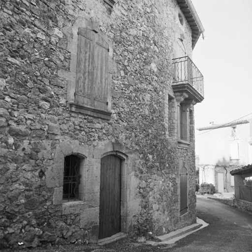 Maison. Façade nord, vue d'ensemble.