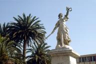 monument aux morts de la guerre de 1914-1918, de la guerre de 1939-1945, des territoire d'outre-mer, d'Afrique du nord