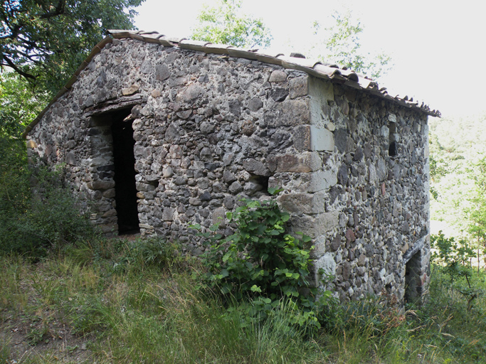 L'Obet, vue d'ensemble d'un entrepôt agricole bi-fonctionnel avec étable sous fenil (type 2.1), 1988 D1 78.