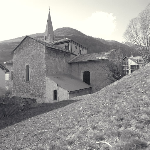 Vue de volume prise du sud-est.