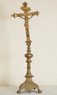 Croix d'autel : Christ en croix