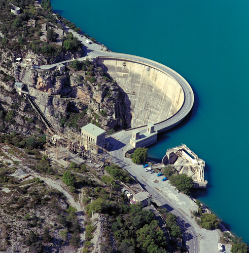 centrale hydroélectrique du barrage de Castillon