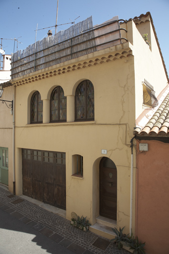 maison de villégiature (villa balnéaire)