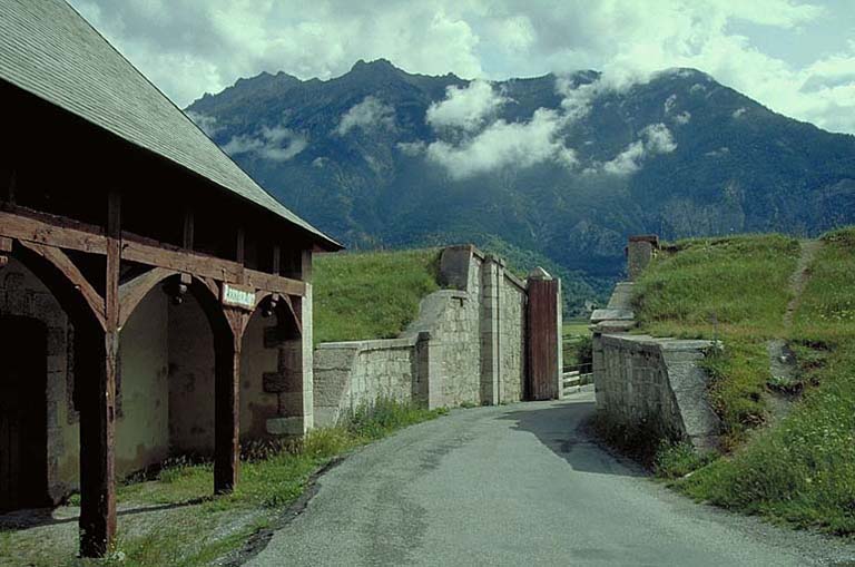 fortification d'agglomération de Mont-Dauphin