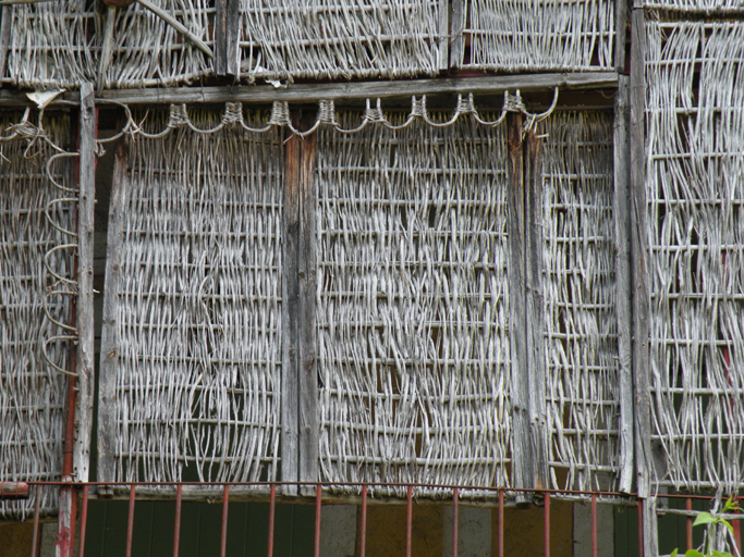 Ferme de Sainte-Anne. Pignon en clayonnage, détail.