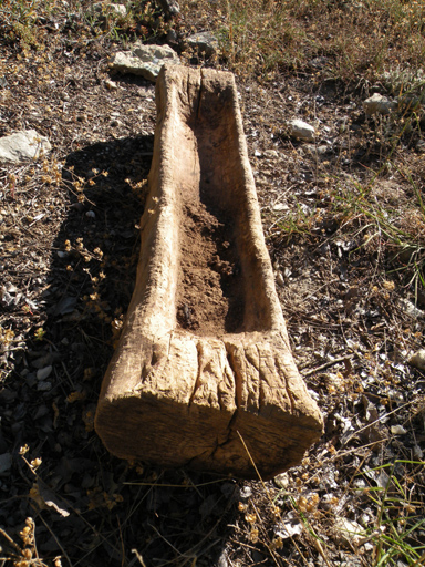 matériel agricole (mangeoire à volailles)