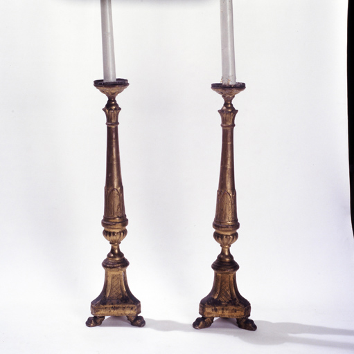 ensemble de 4 chandeliers d'autel (No 2)