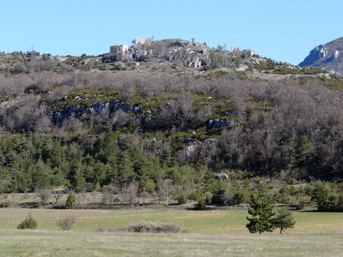 village de Châteauneuf-lès-Moustiers