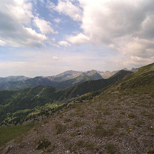 Secteur sud-ouest du même panorama.