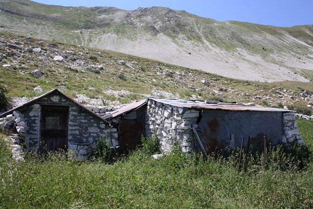 Ensemble pastoral dit cabane de Lachen