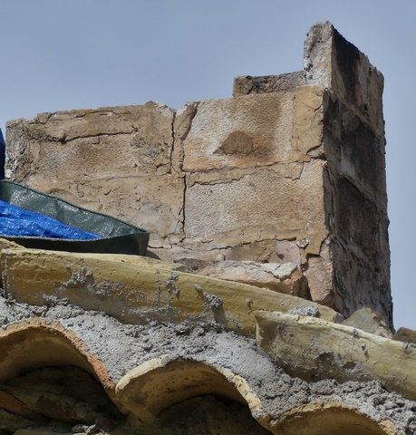 Bâtiment principal. Souche de la cheminée.