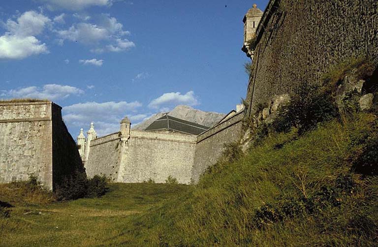 fortification d'agglomération dite enceinte de la ville de Briançon