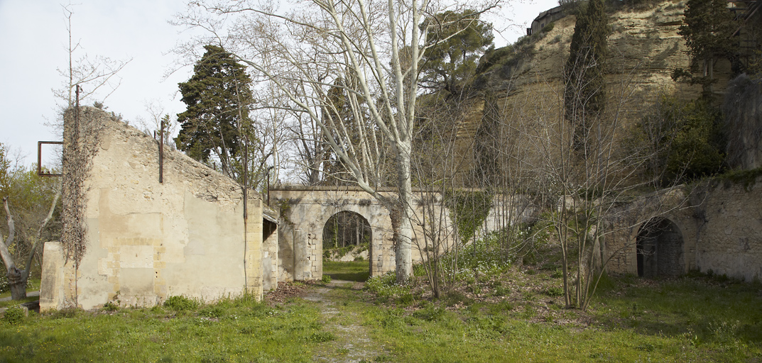 usine de produits explosifs (poudrerie de Saint-Chamas)