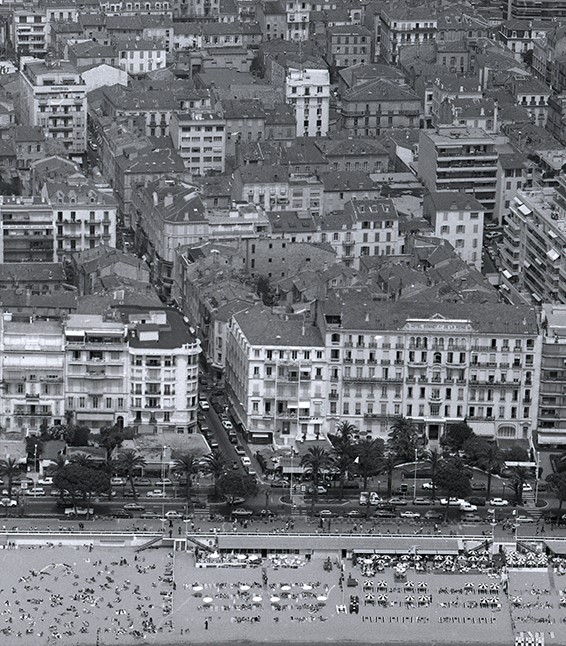 immeuble et galerie marchande dite Les Arcades de la Croisette