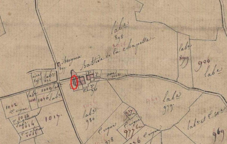 Plan de masse et de situation de la chapelle Notre-Dame dite de la Rouvière d'après le cadastre de 1811 (section D, parcelle 991).