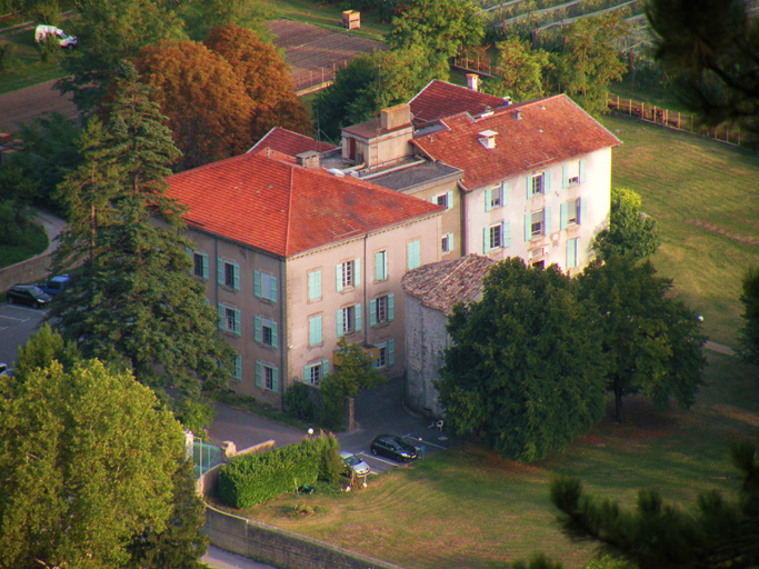 Vue d'ensemble prise du nord-ouest.