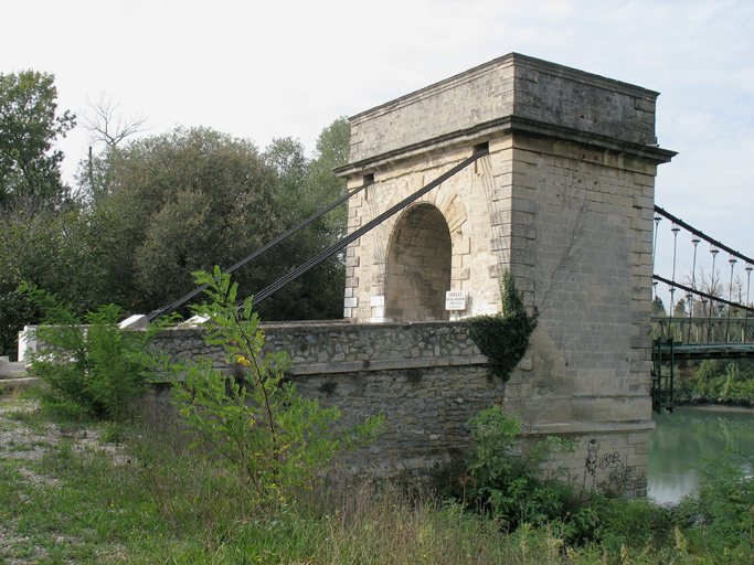 pont routier suspendu dit Vieux pont ou ancien pont de Fourques