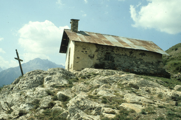 églises paroissiales, chapelles